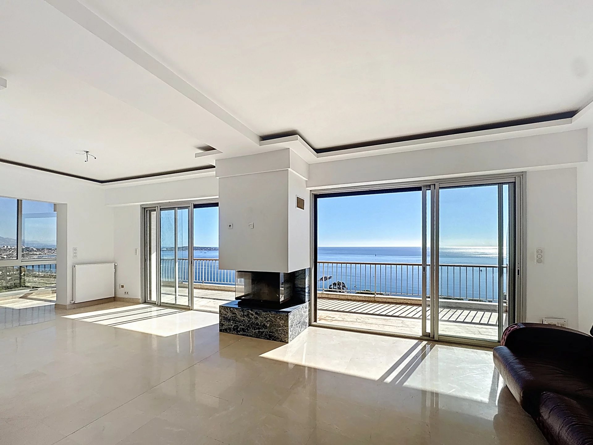 CANNES CALIFORNIE – ROOFTOP D'EXCEPTION – VUE MER PANORAMIQUE