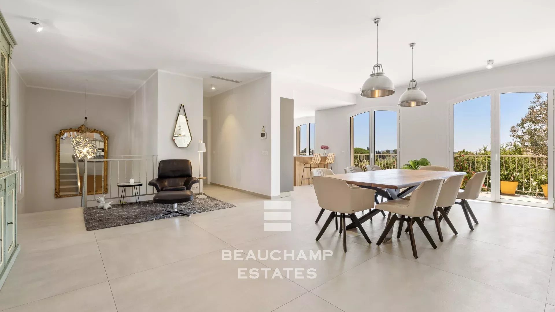 Villa 5 chambres néo-provençale avec aperçu mer - La Roquette-sur-Siagne