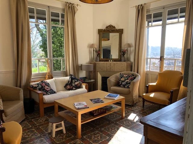 PROCHE CENTRE MAISON BOURGEOISE VUE EXCEPTIONNELLE SUR 2952m2 TERRAIN CONSTRUCTIBLE