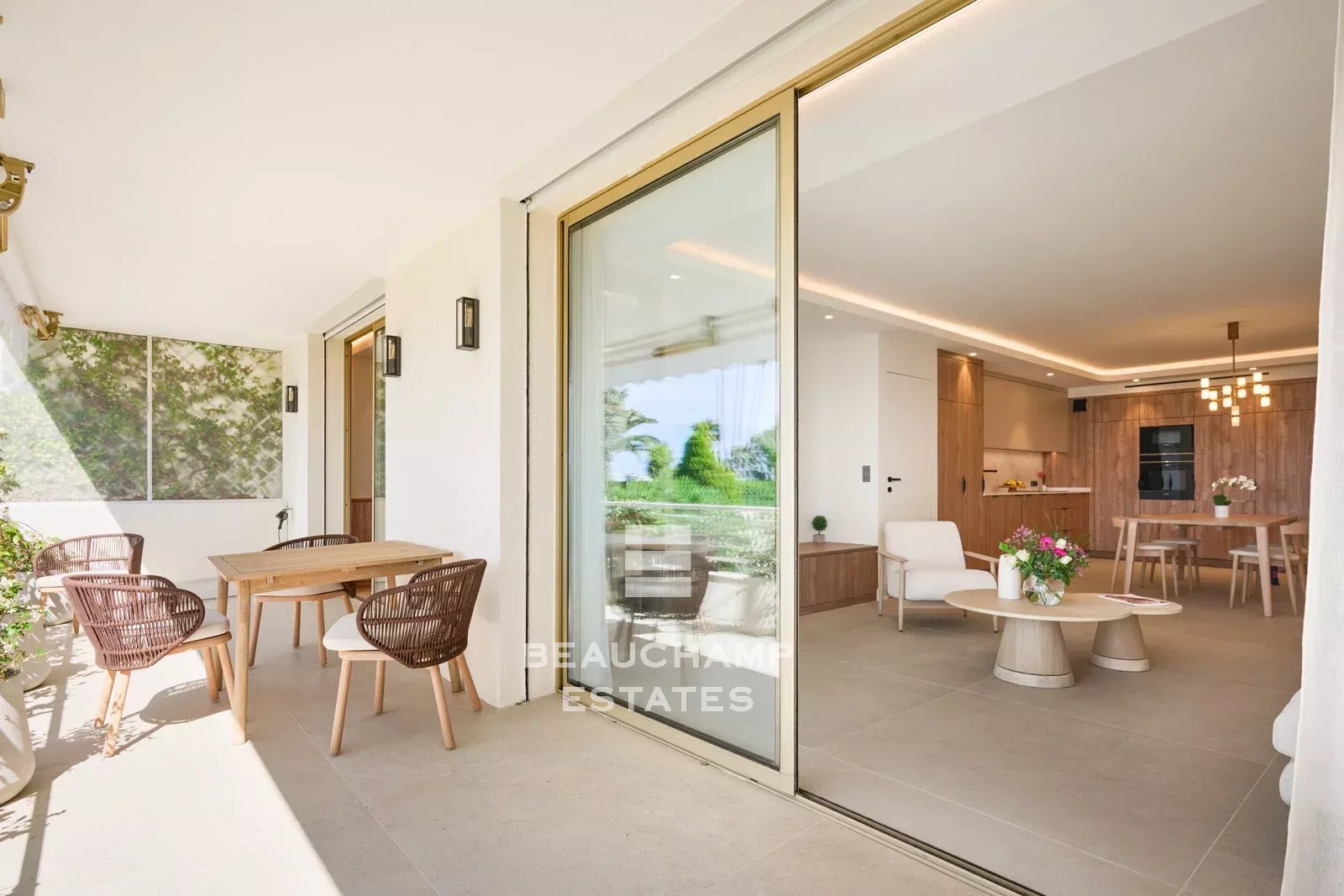 Appartement 3 chambres avec vue mer - Cannes  Palm Beach