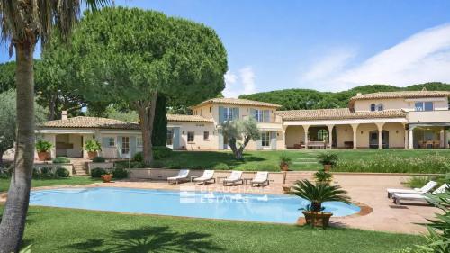 Saint-Tropez , Les Parcs - Propriété de charme à quelques minutes de St Tropez dans un domaine privé