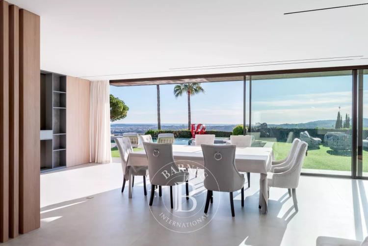 Villa d’exception clé en main avec vues panoramiques mer – Domaine privé sécurisé