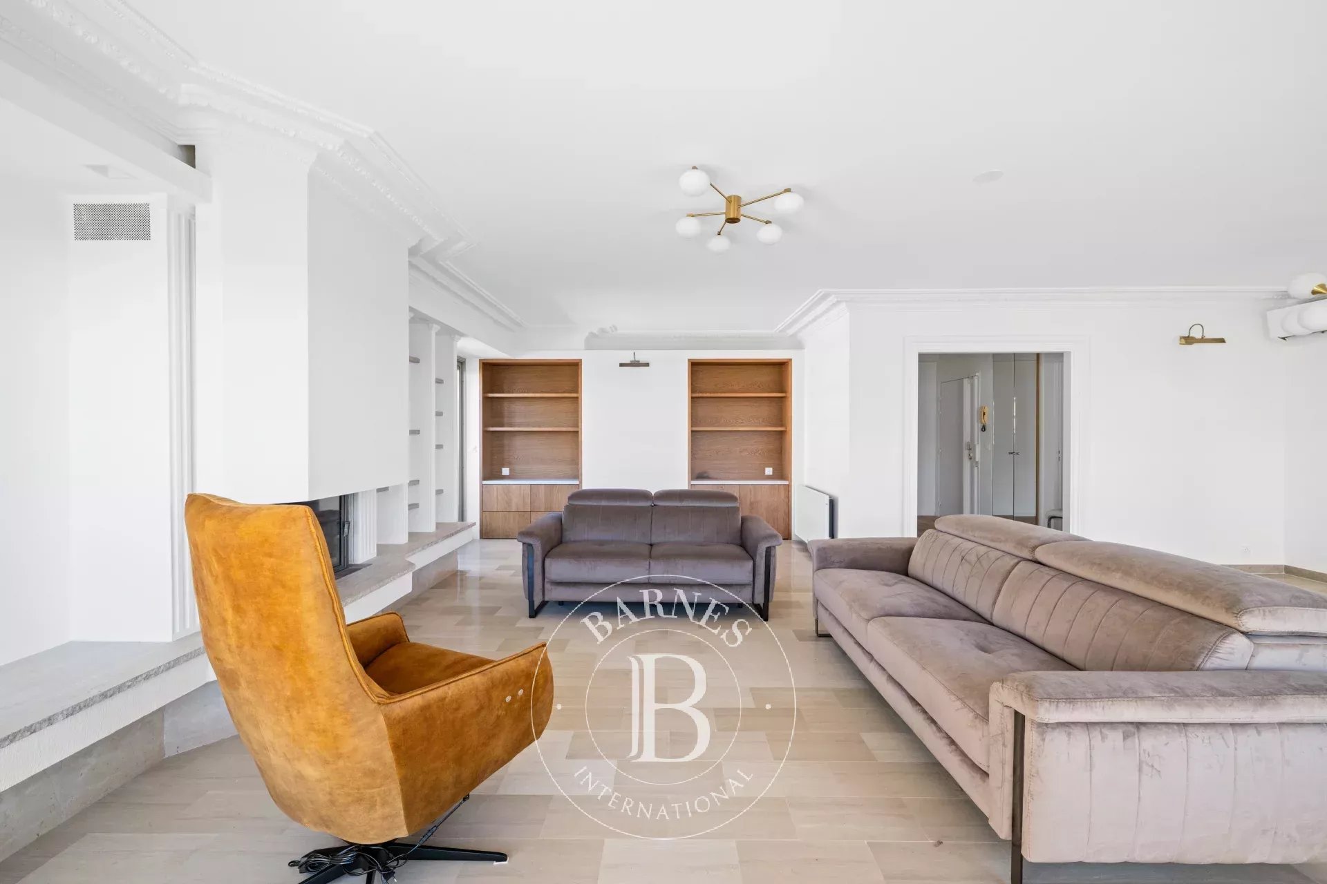 NICE – FABRON – DERNIER ÉTAGE AVEC TERRASSES ET VUE DÉGAGÉE