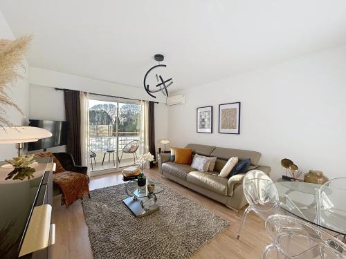 STUDIO CANNES MONTFLEURY AVEC PARKING & CAVE