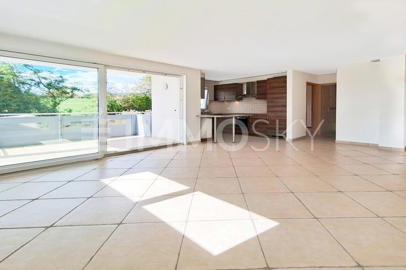 Bel appartement 4.5 pièces au rez-de-chaussée avec jardin