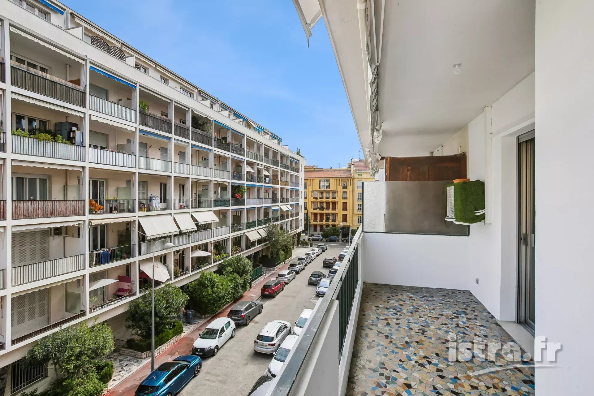 Nice quartier Musiciens : Vaste 3 pièces avec terrasse