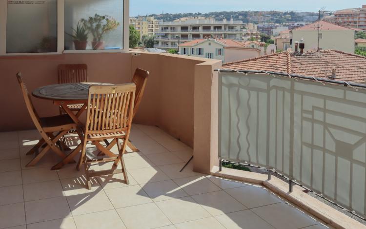 RCM - APPARTEMENT LUMINEUX TRAVERSANT - VIAGER - 3 PIÈCES - FRANCE