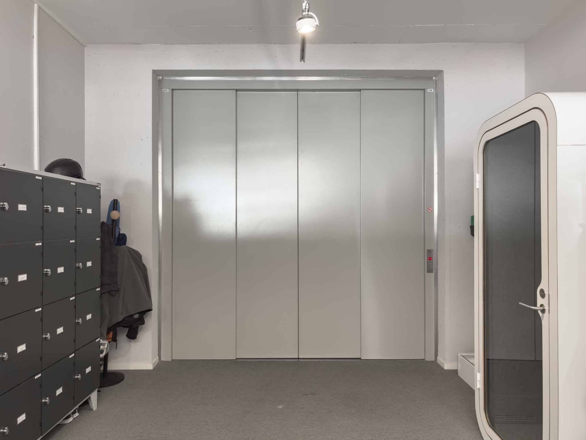 Bureaux aménagés de 732 m² – Meyrin