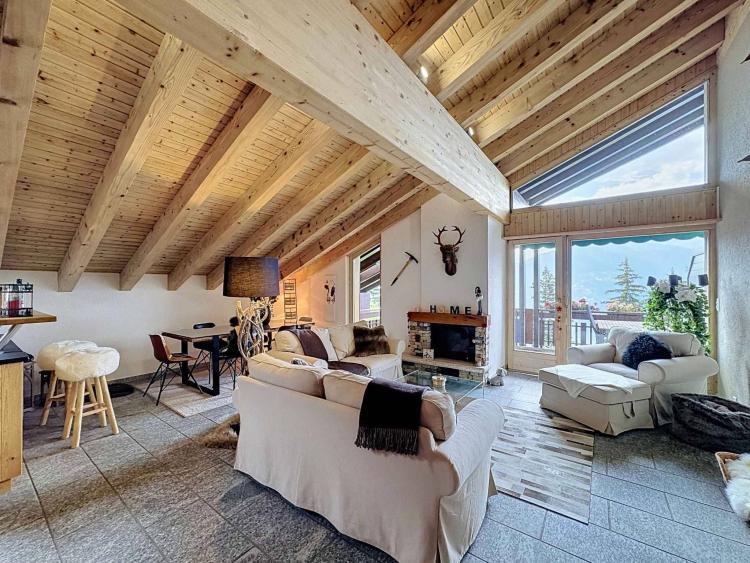 Très beau 4.5 pièces en duplex/attique avec très belle vue sur les Alpes