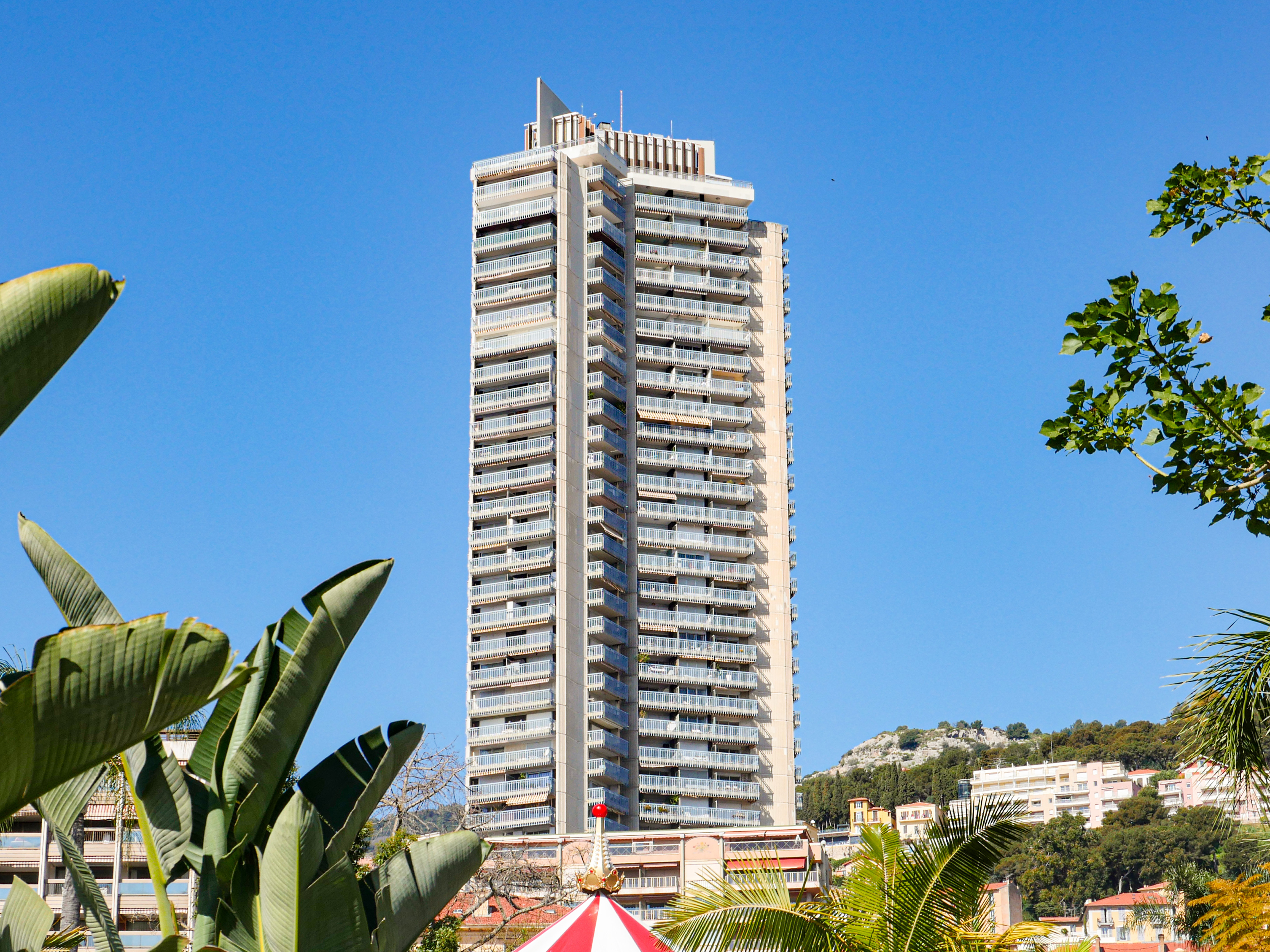 MILLEFIORI - 3 PIÈCES RÉNOVÉ - VUE PANORAMIQUE MER ET MONACO