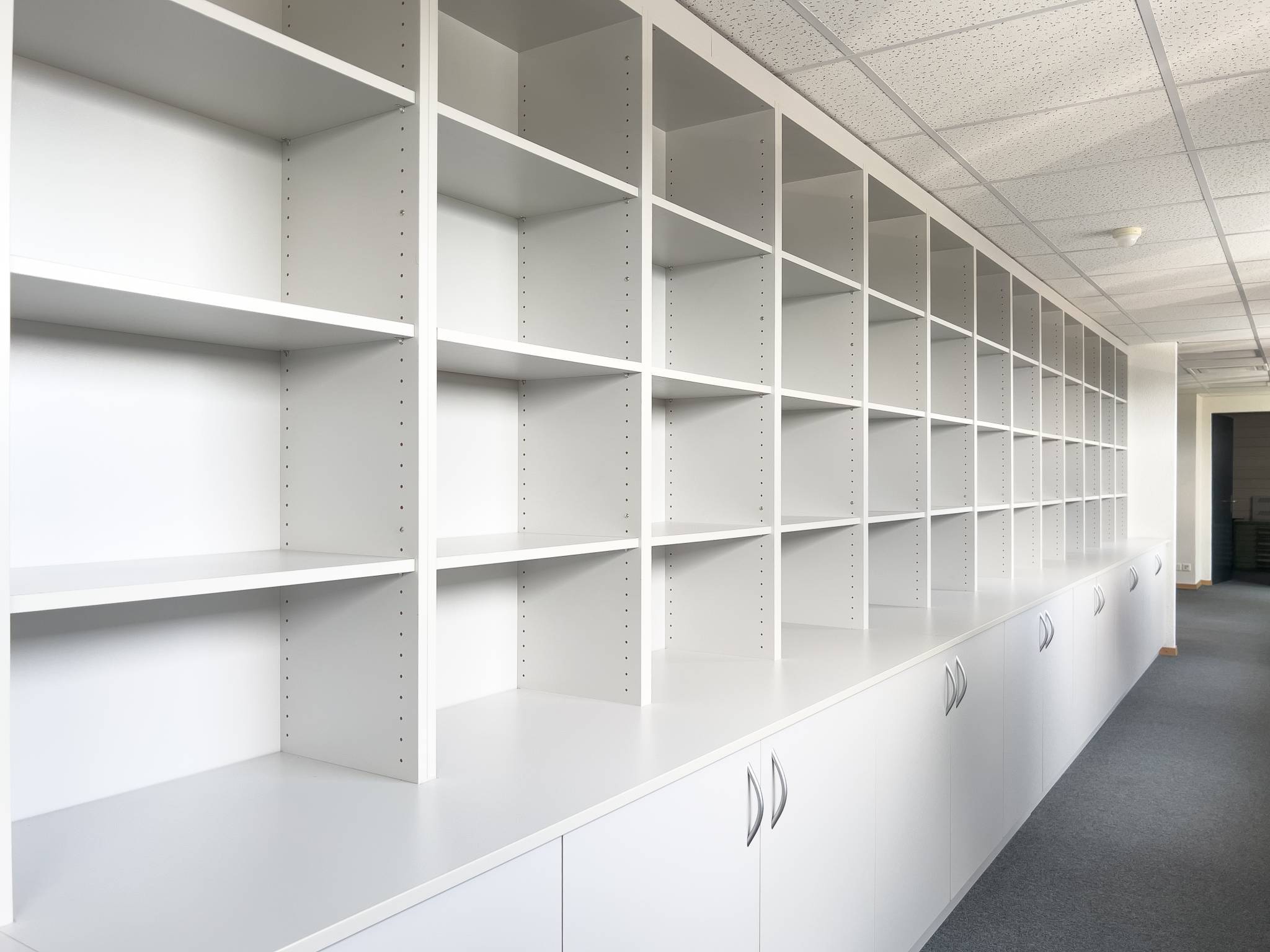 Bureaux, locaux administratifs de 381m2 à louer à Satigny