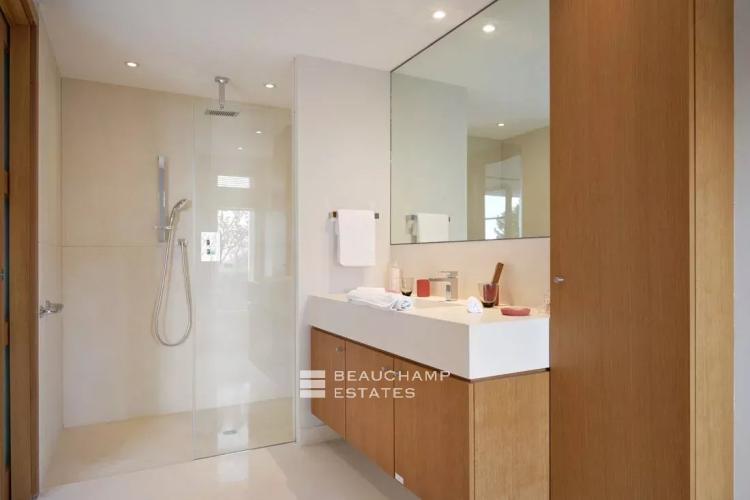 Villa 6 chambres avec vue mer et piscine sur le toit - Saint-Jean-Cap-Ferrat
