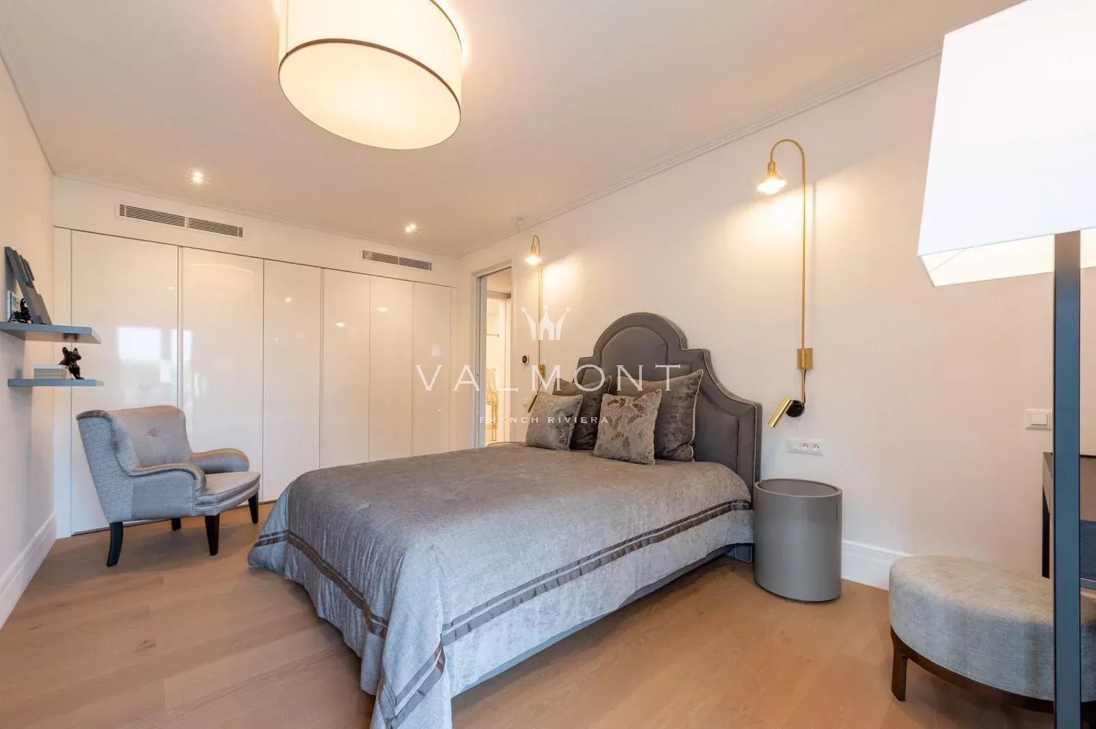Villa moderne avec vue mer magnifique