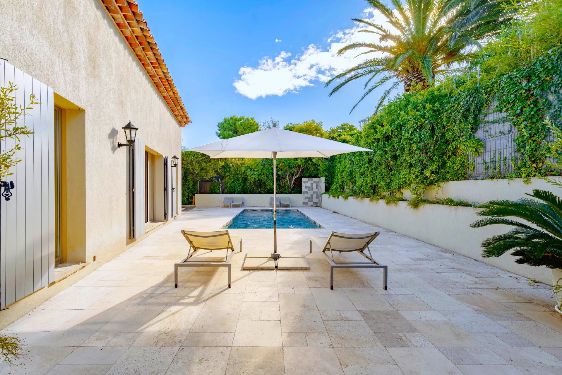Propriété clé en main vue mer à vendre à Gassin