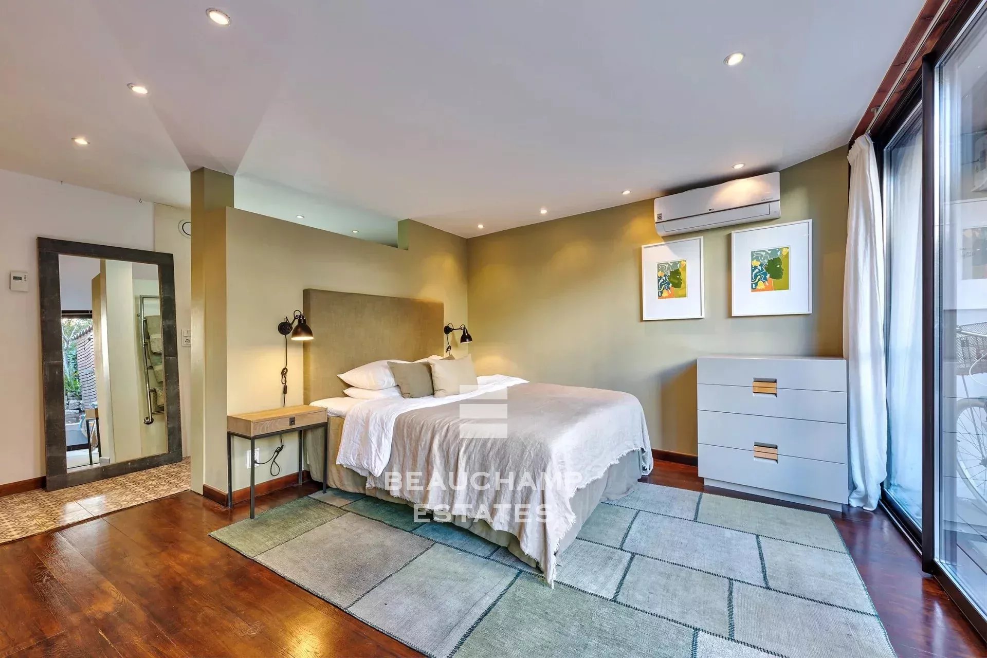 Duplex 4 chambres avec jardin - Cannes Centre