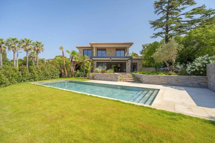 Villa neuve vue mer, Centre de Sainte-Maxime