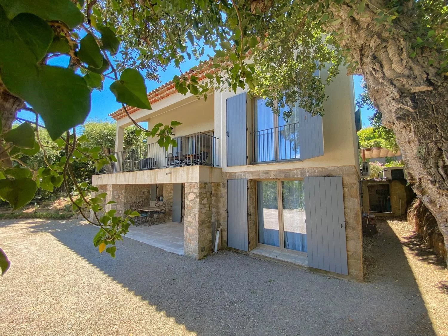 Propriété clé en main vue mer à vendre à Gassin