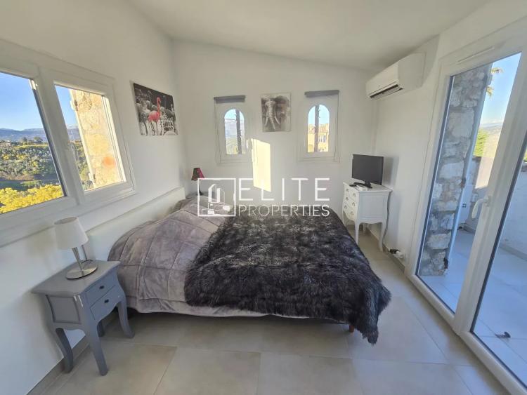 VILLA 7 PIECES 180m² VUE DEGAGEE TANNERON