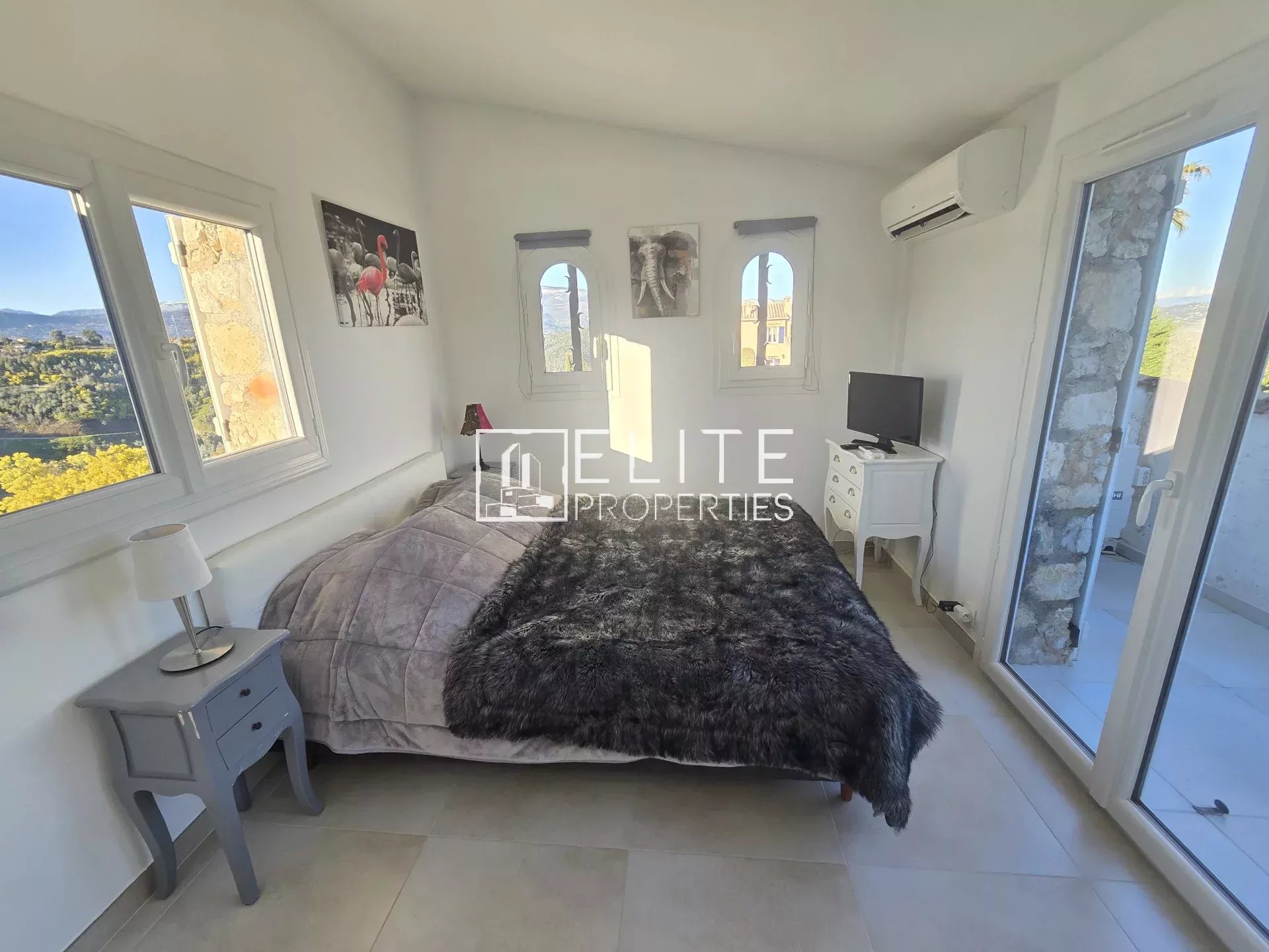 VILLA 7 PIECES 180m² VUE DEGAGEE TANNERON
