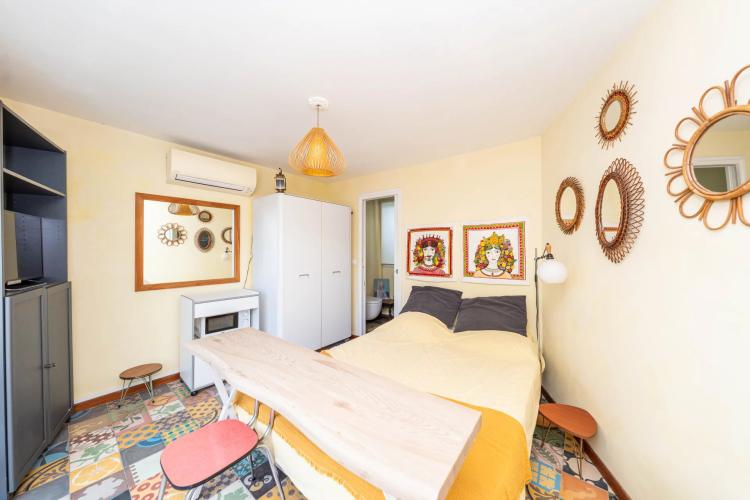 CANNES CROIX DES GARDES - MAISON DE CARACTERE – BEAUX VOLUMES