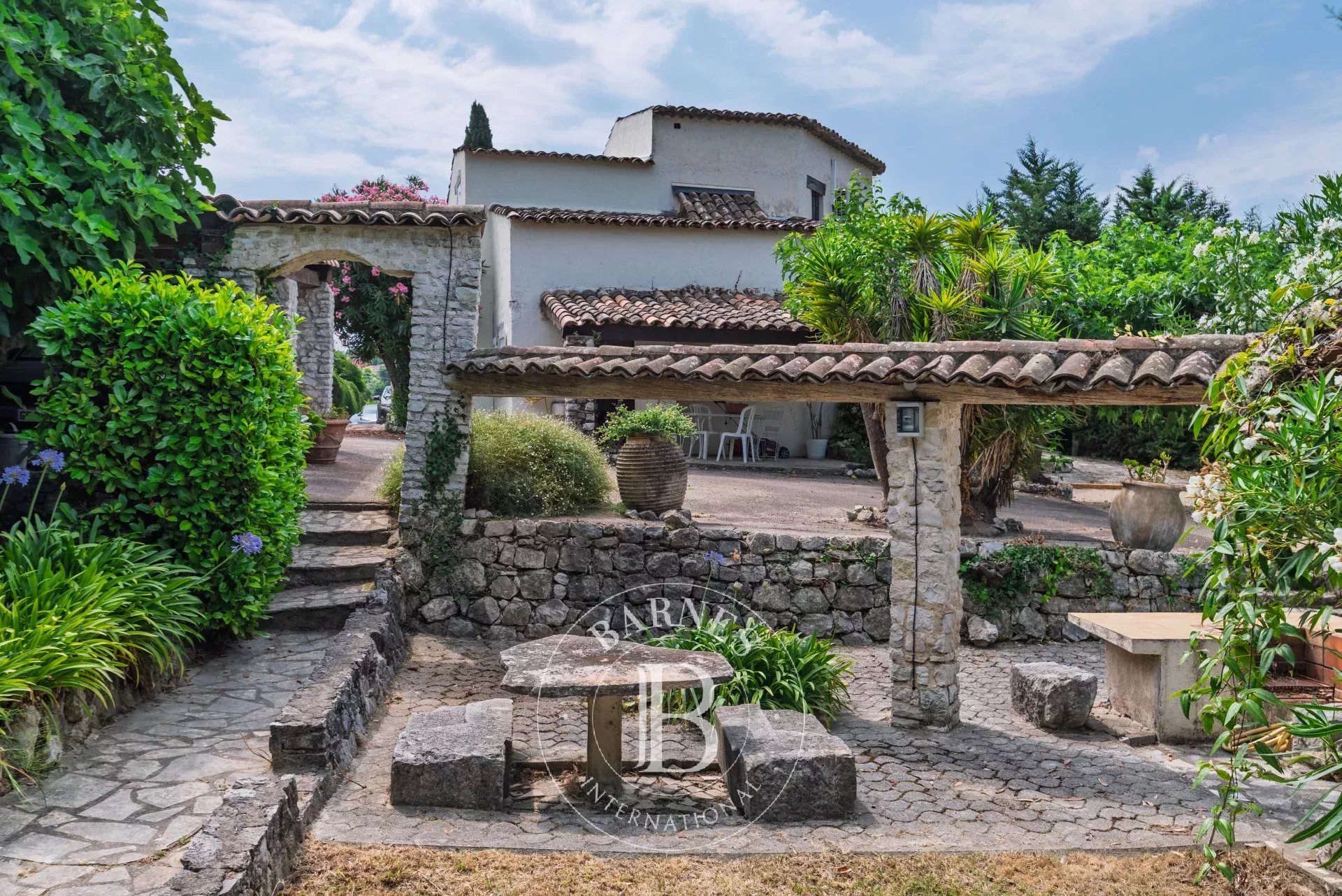 Vence - Villa provençale avec piscine et vue village