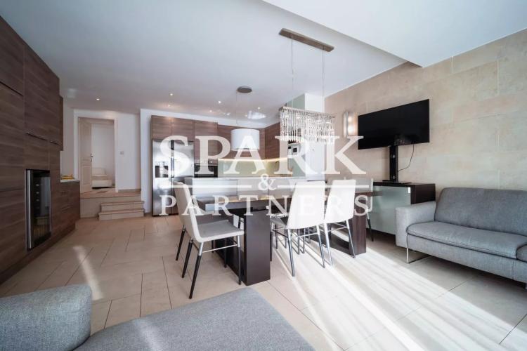 Beausoleil - Superbe appartement 4 pièces - vue imprenable sur la mer