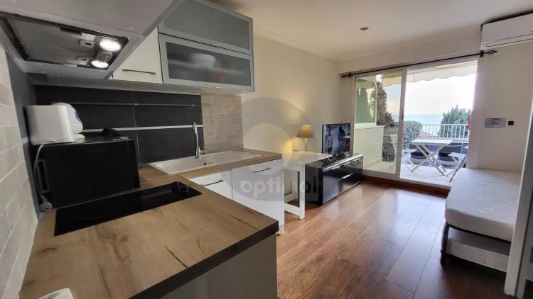 ROQUEBRUNE SECTEUR CABBE - STUDIO TERRASSE VUE MER - PISCINE
