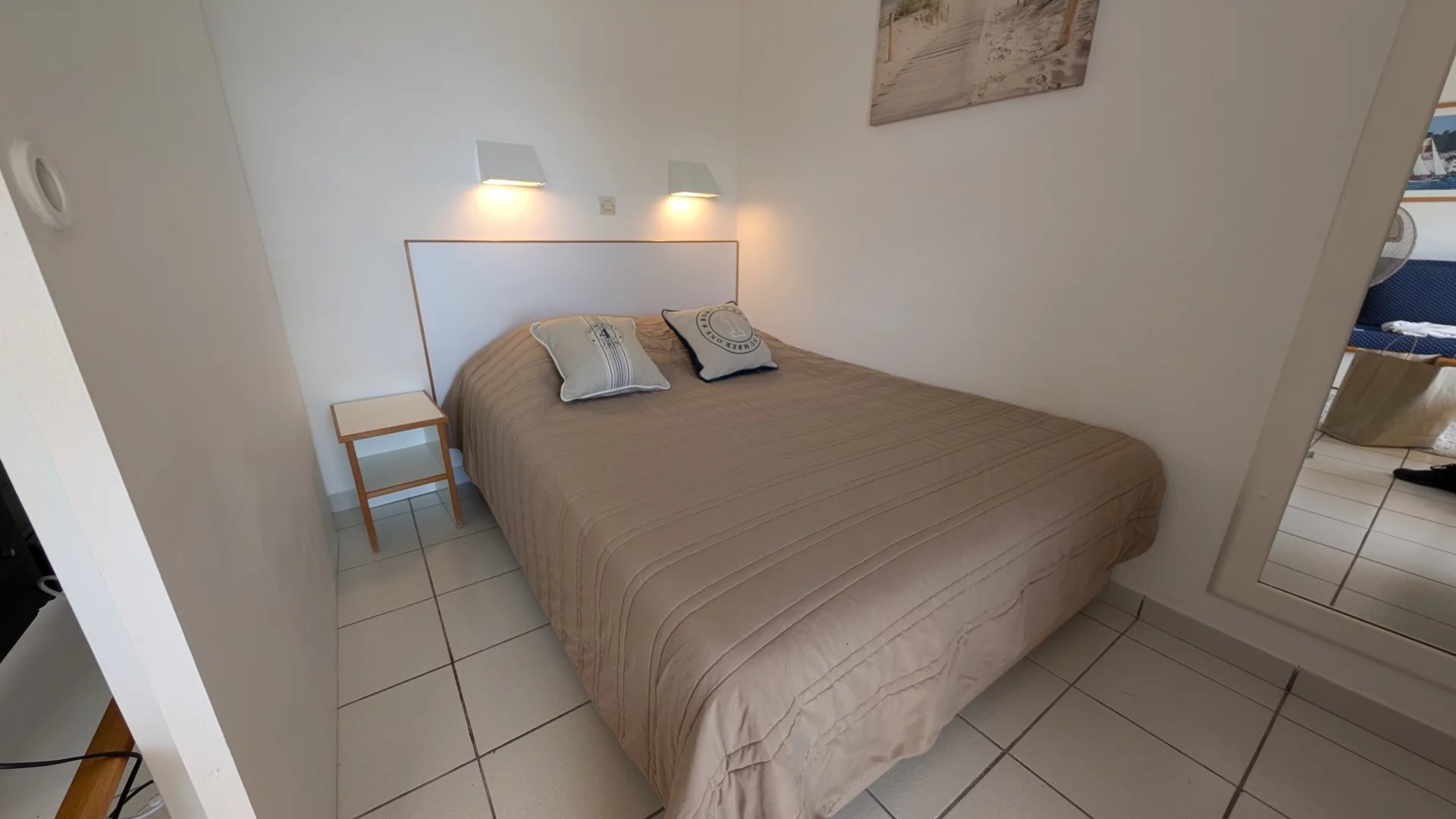 Sous offre AGAY CAP ESTEREL APPARTEMENT DEUX PIECES AVEC TERRASSE ET JARDIN EXPO SUD VUE MER. PARKING