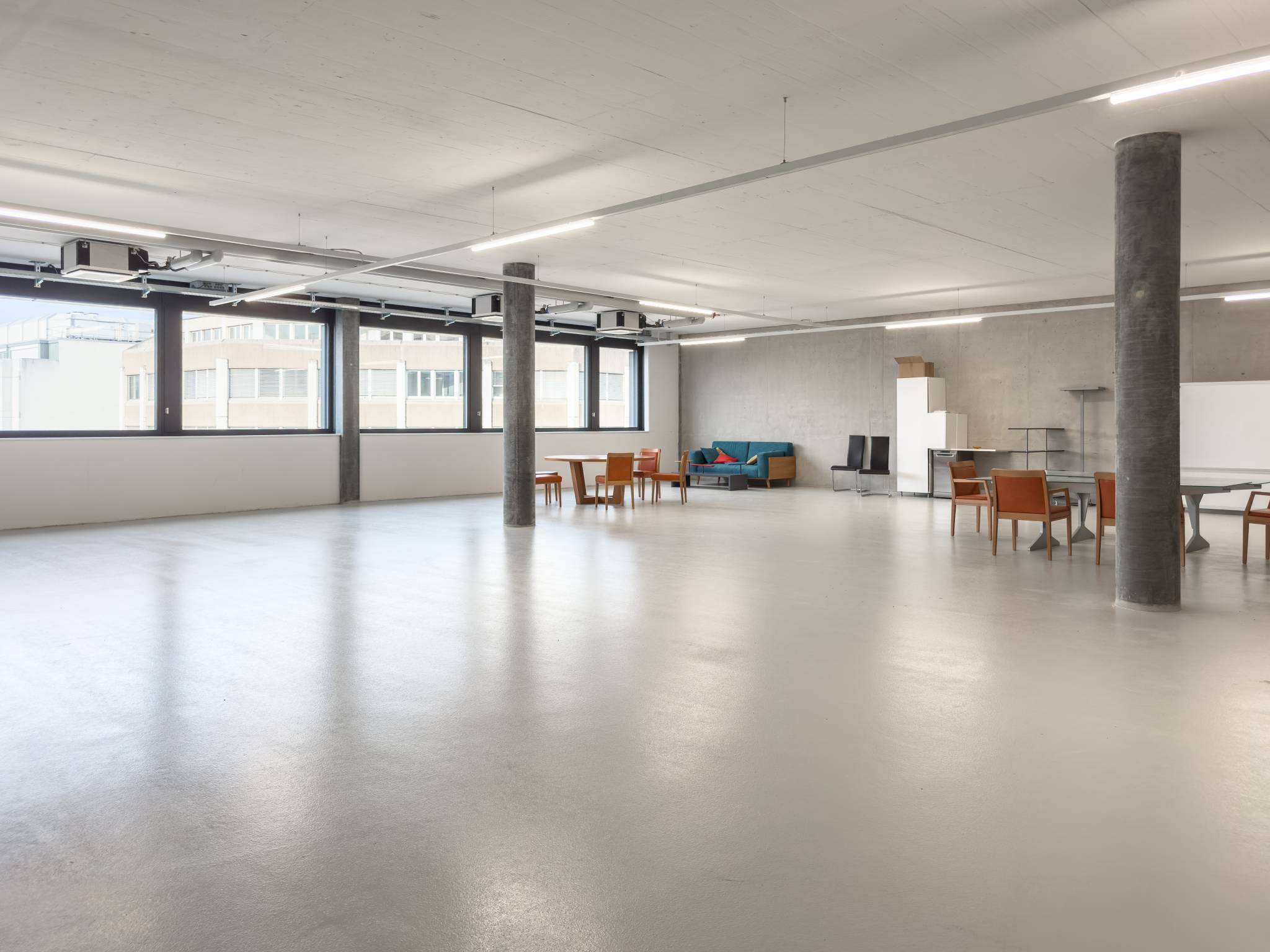 Superbes surfaces d'ateliers dès 150m2 à louer à Plan-les-Ouates