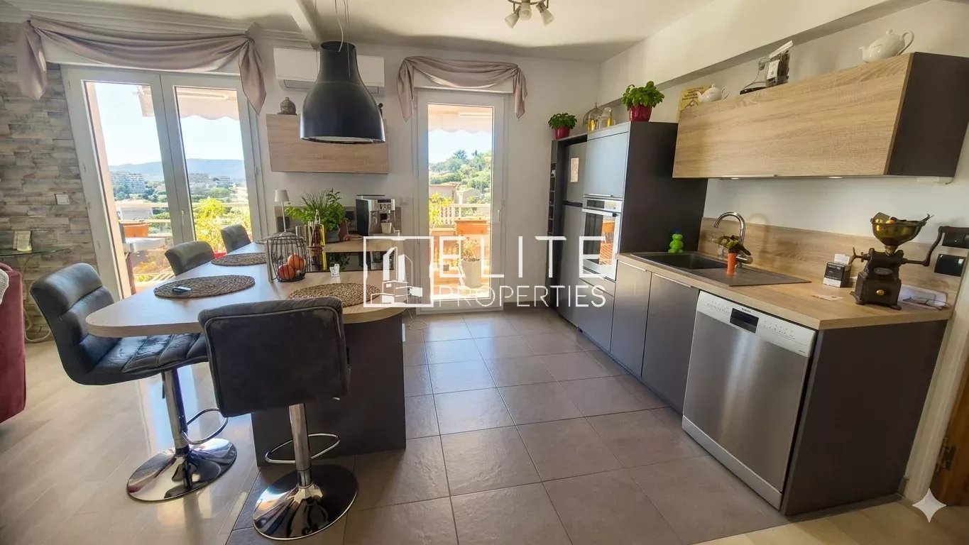 APPARTEMENT 3 PIÈCES 72 m² + GARAGE & CAVE – PISCINE – LE CANNET
