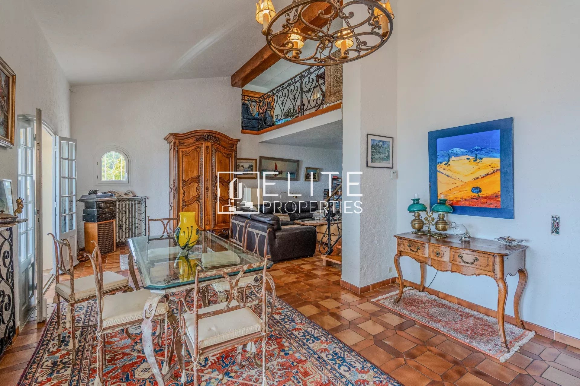 GRASSE - VILLA 221m2 6 pièces