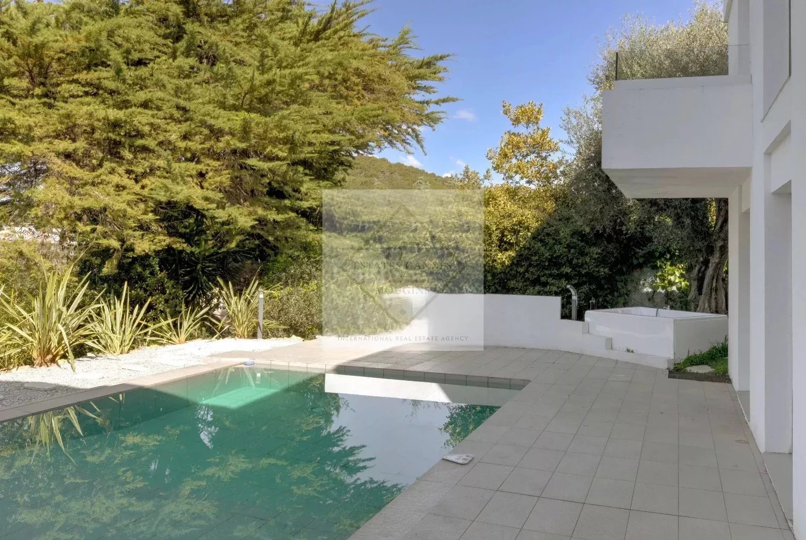 Magnifique villa contemporaine, un bien d'exception
