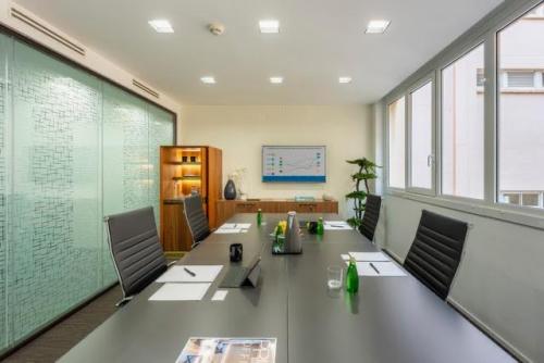 FONTVIEILLE: bureau de 21m2 en location