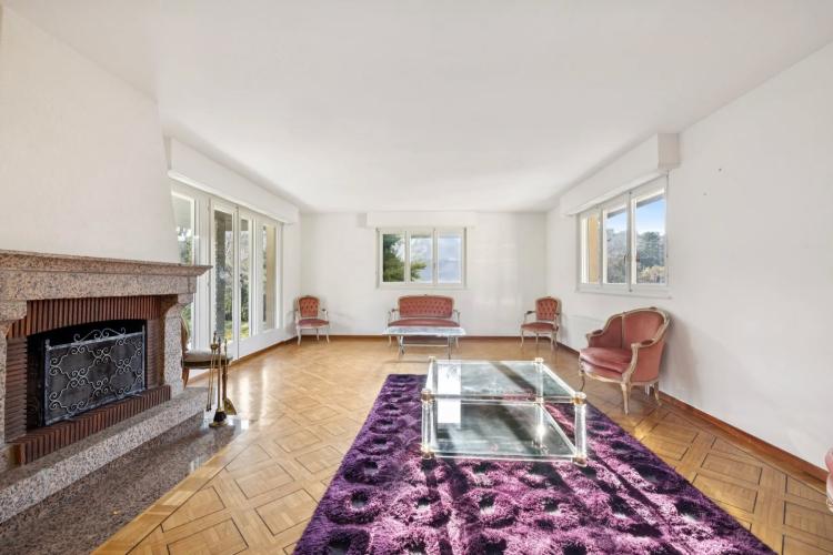 Spacieuse Villa Familiale De Plain Pied Avec Un Fort Potentiel