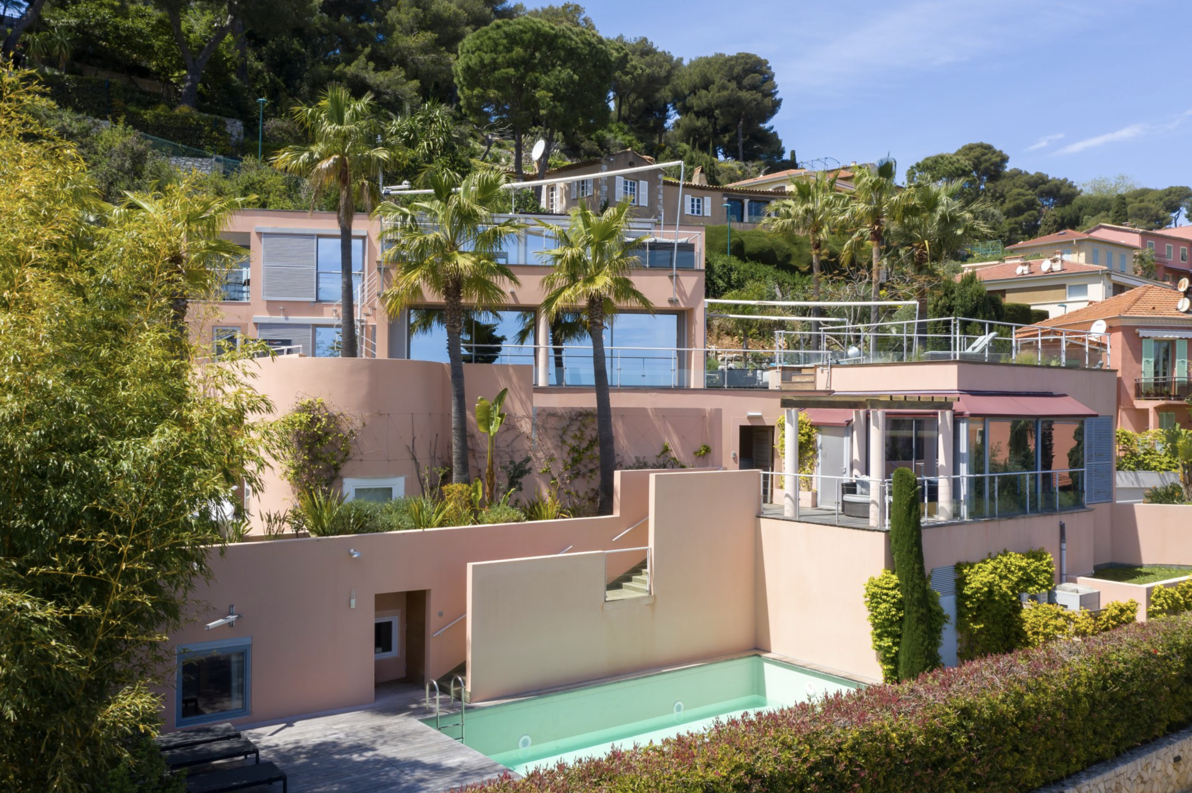 MAGNIFIQUE VILLA