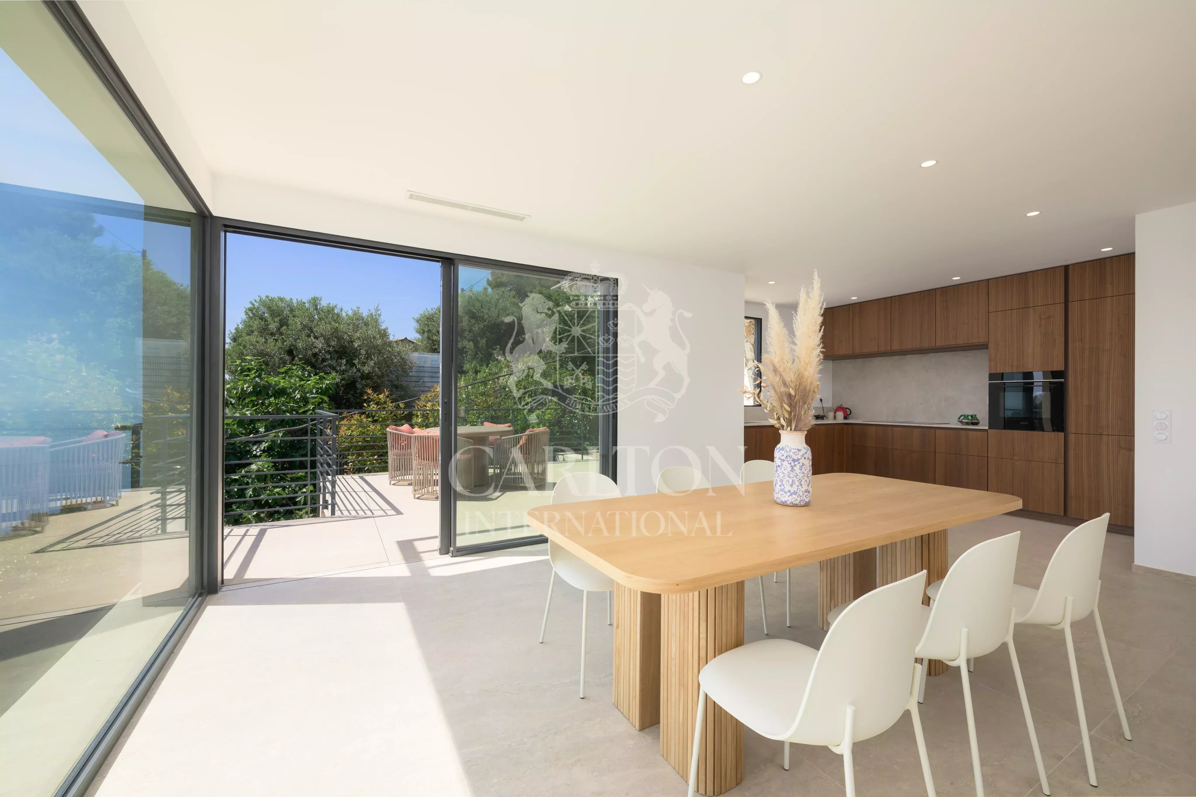 Villa contemporaine avec vue mer panoramique – Quartier du Serret, à quelques minutes de Monaco