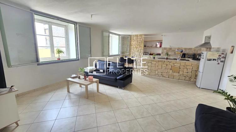 APPARTEMENT 4 PIECES 102m² + PARKING - VALLAURIS