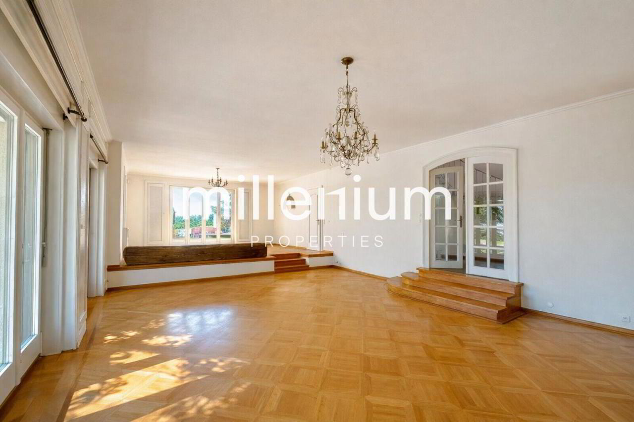 Villa de maitre au cœur de la campagne Genevoise.