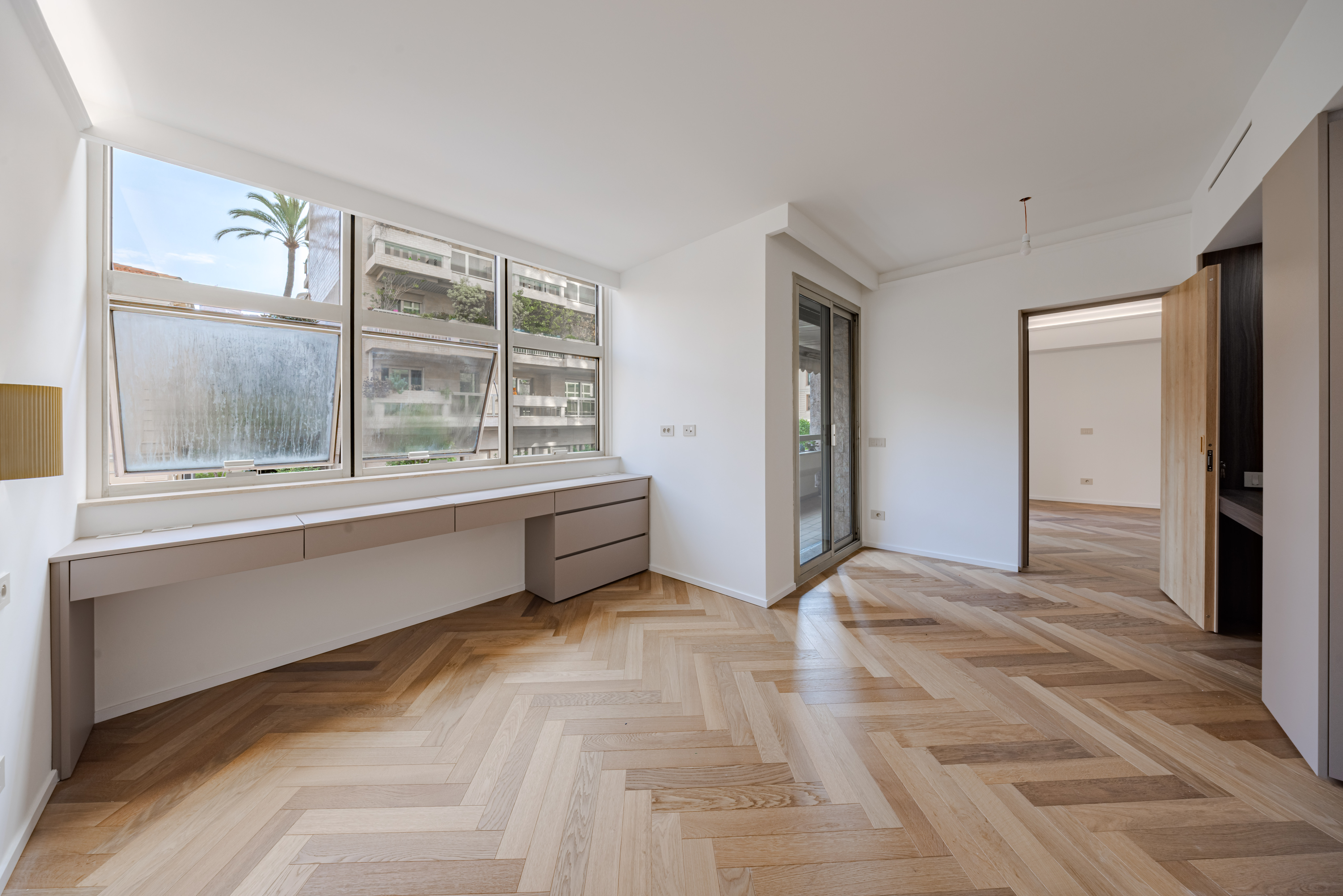 APPARTEMENT USAGE MIXTE PORT