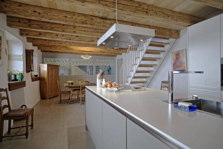 Immeuble historique entièrement rénové comprenant 3 appartements