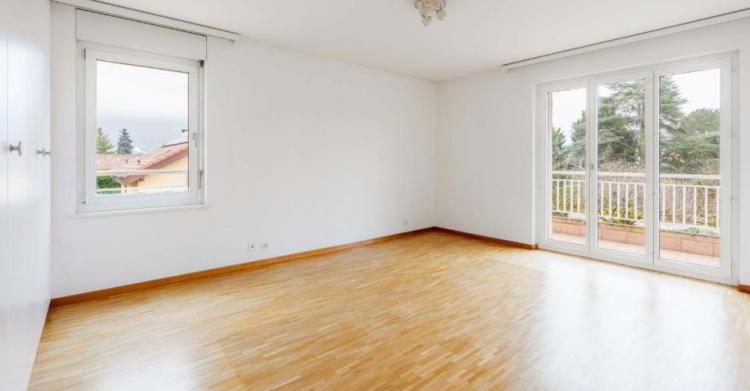 Maison jumelée 8 pièces