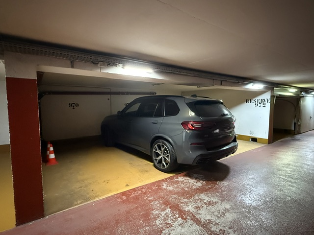 Monte-Marina: Deux emplacements de parking