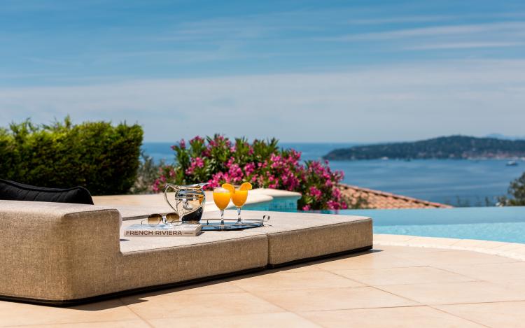 ELEGANTE MAISON PROCHE MONACO