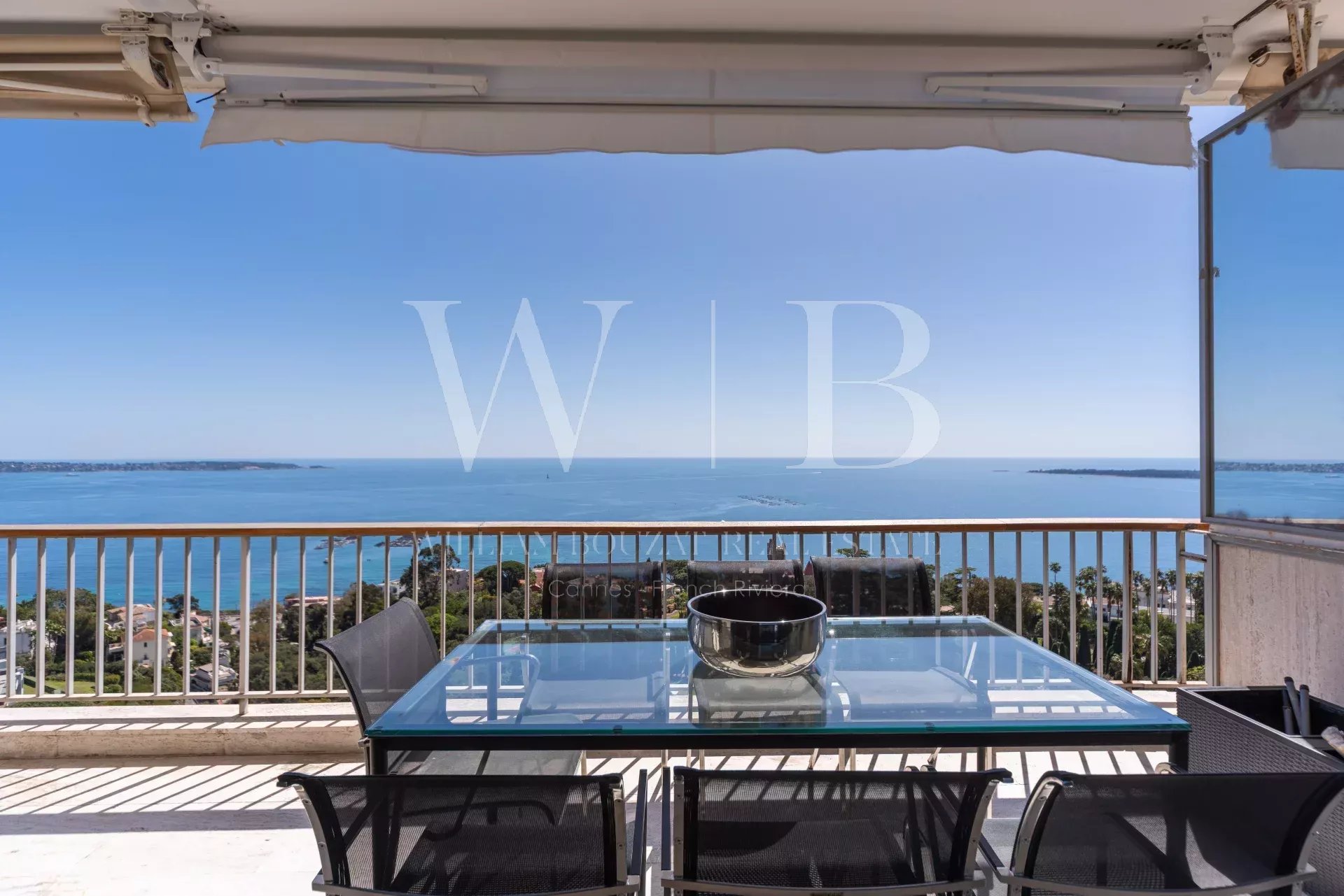 Cannes, la Californie - Magnifique penthouse offrant une vue féérique sur la mer et les îles de Lérins