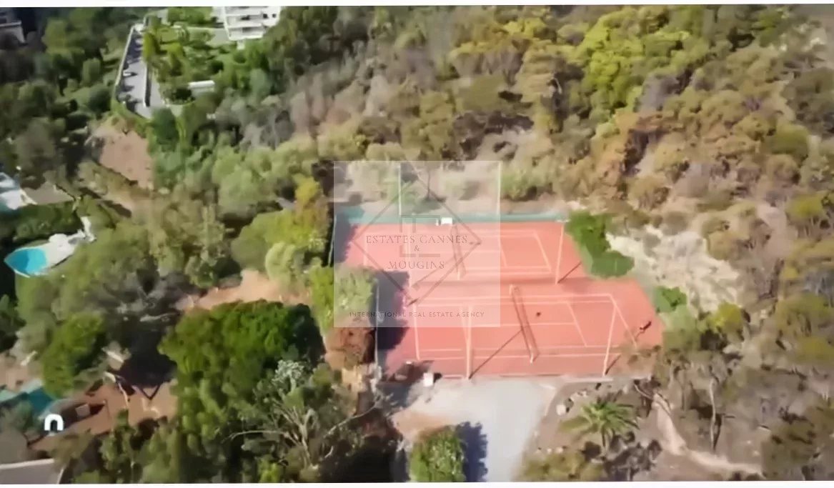 Appartement d'exception dans la prestigieuse résidence de Cannes Californie