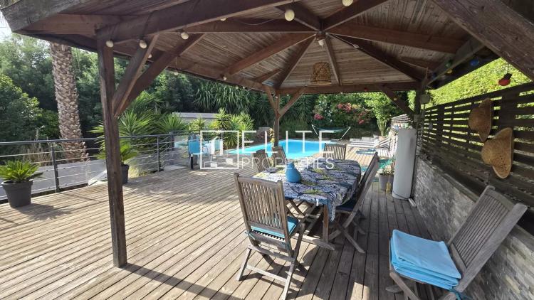 MAISON 5 PIÈCES  112 m² – VUE MER & PISCINE – CANNES
