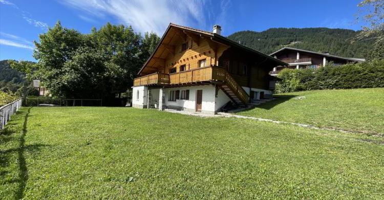 Chalet 9 pièces