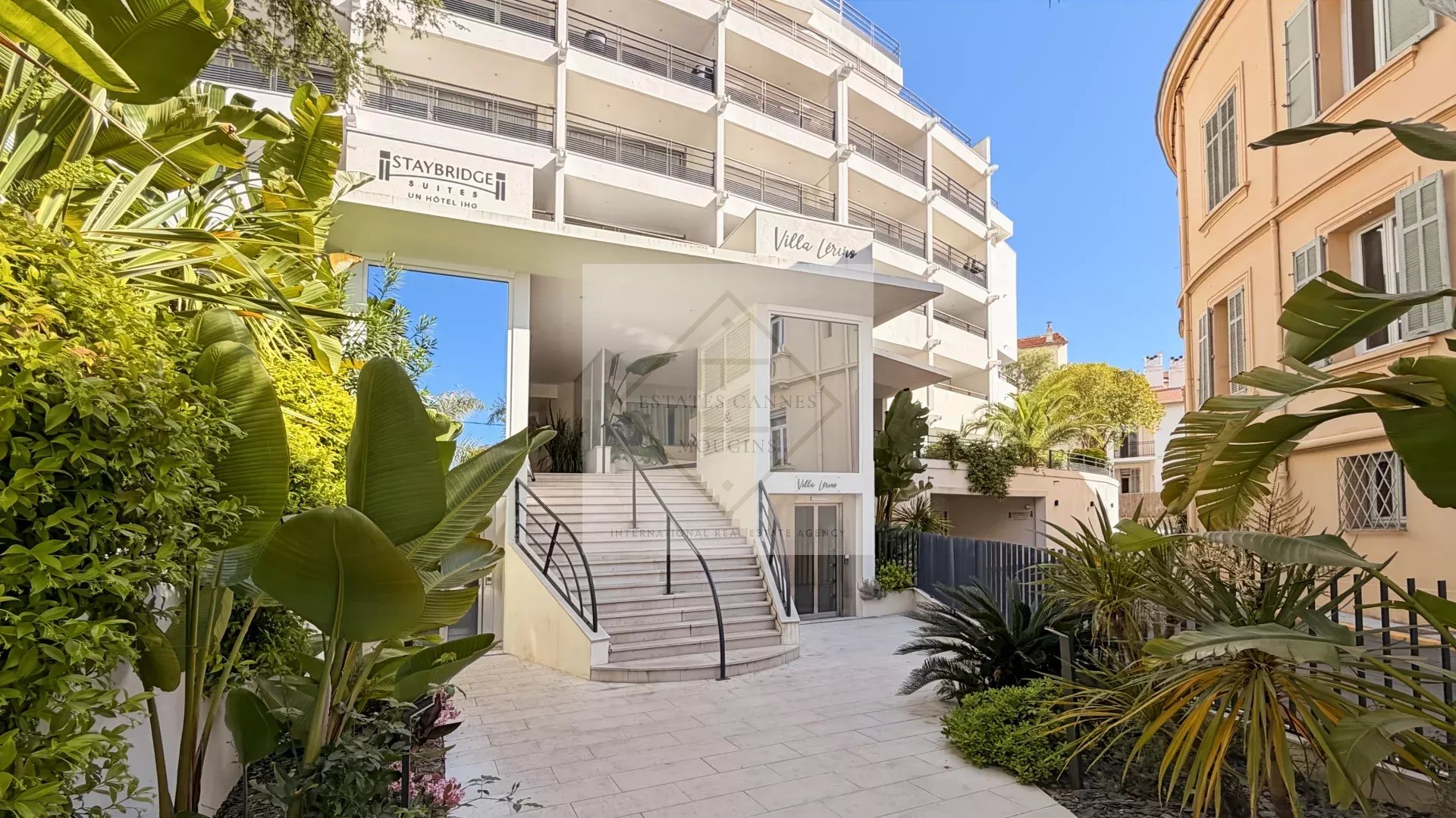 Bien rare — Appartement rénové proche du Palais des Festivals