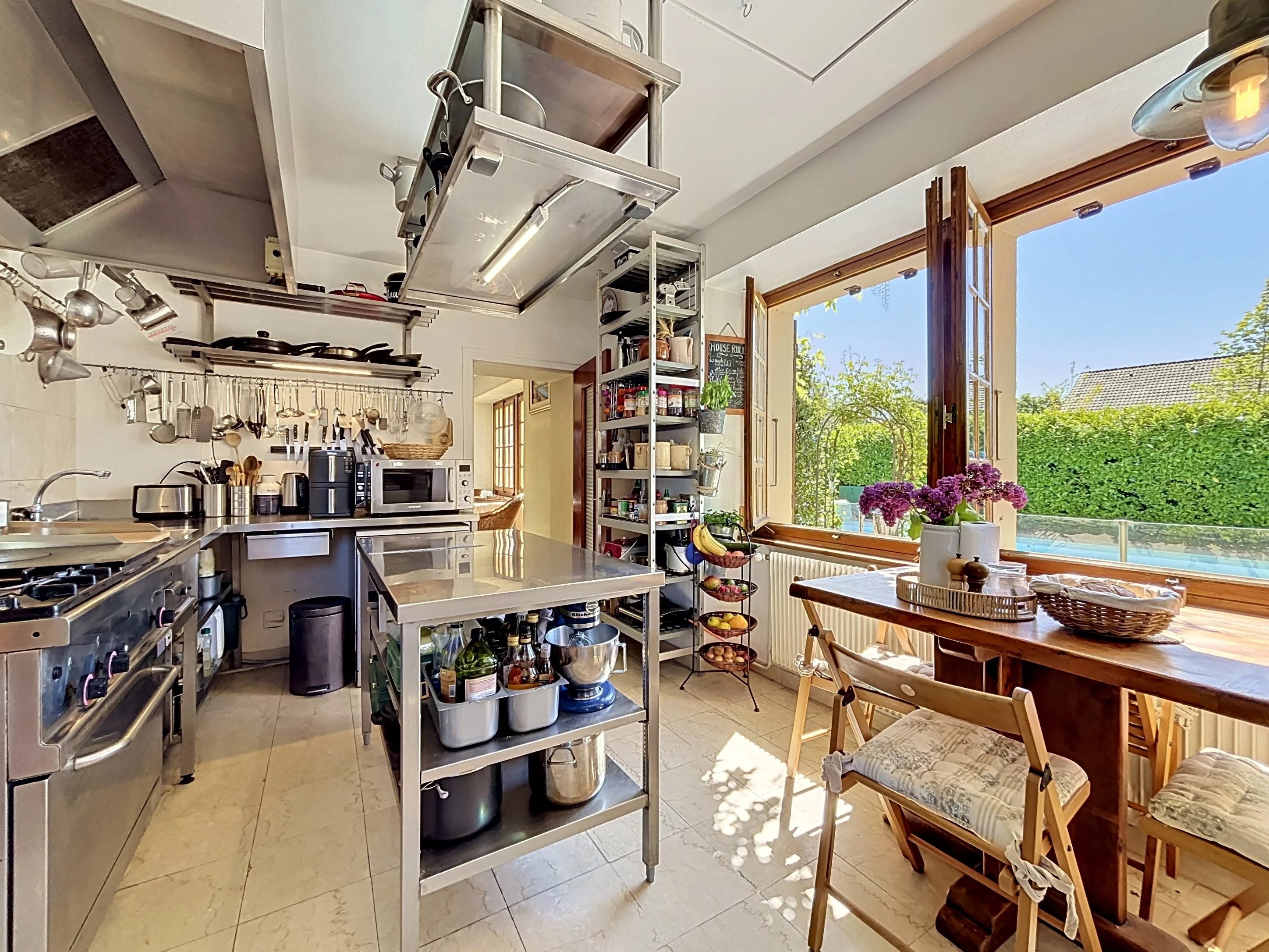 EXCLUSIVITÉ VALLEIRY Maison de caractère de 350 m²