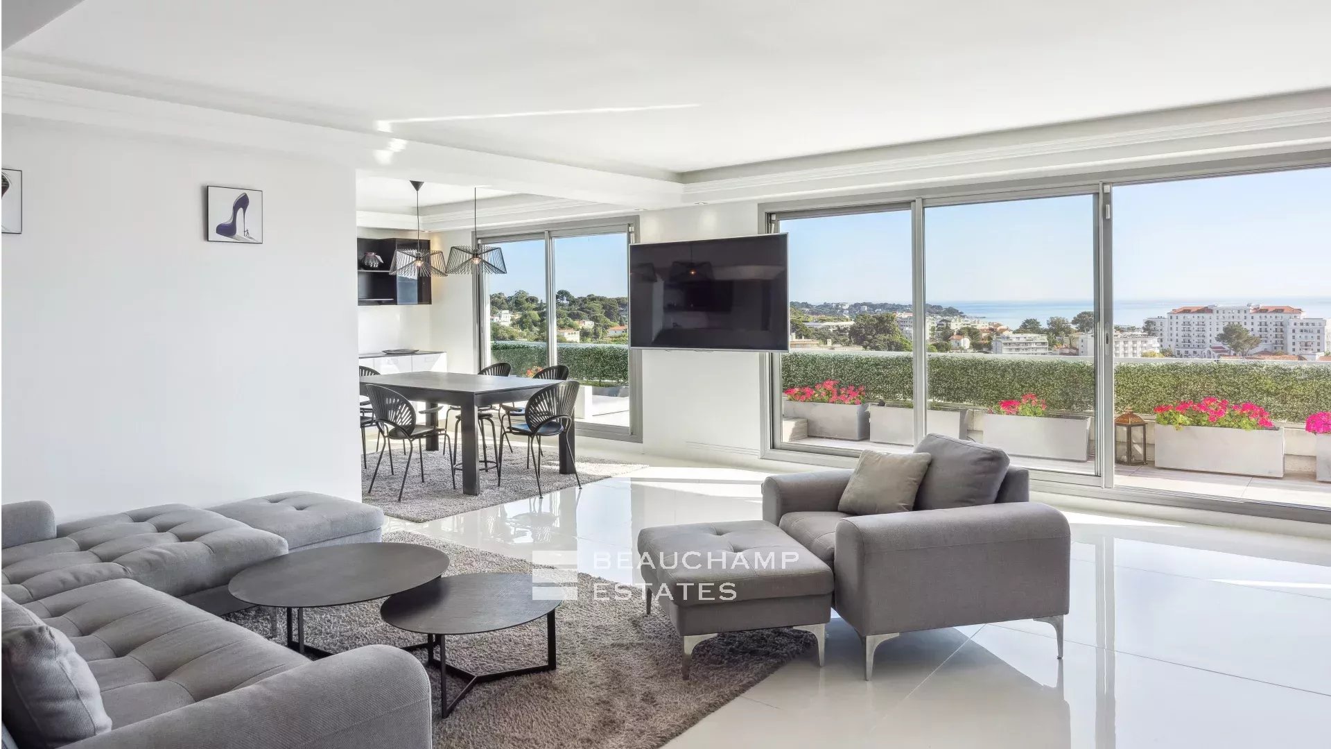 penthouse avec vue mer panoramique et piscine -  antibes
